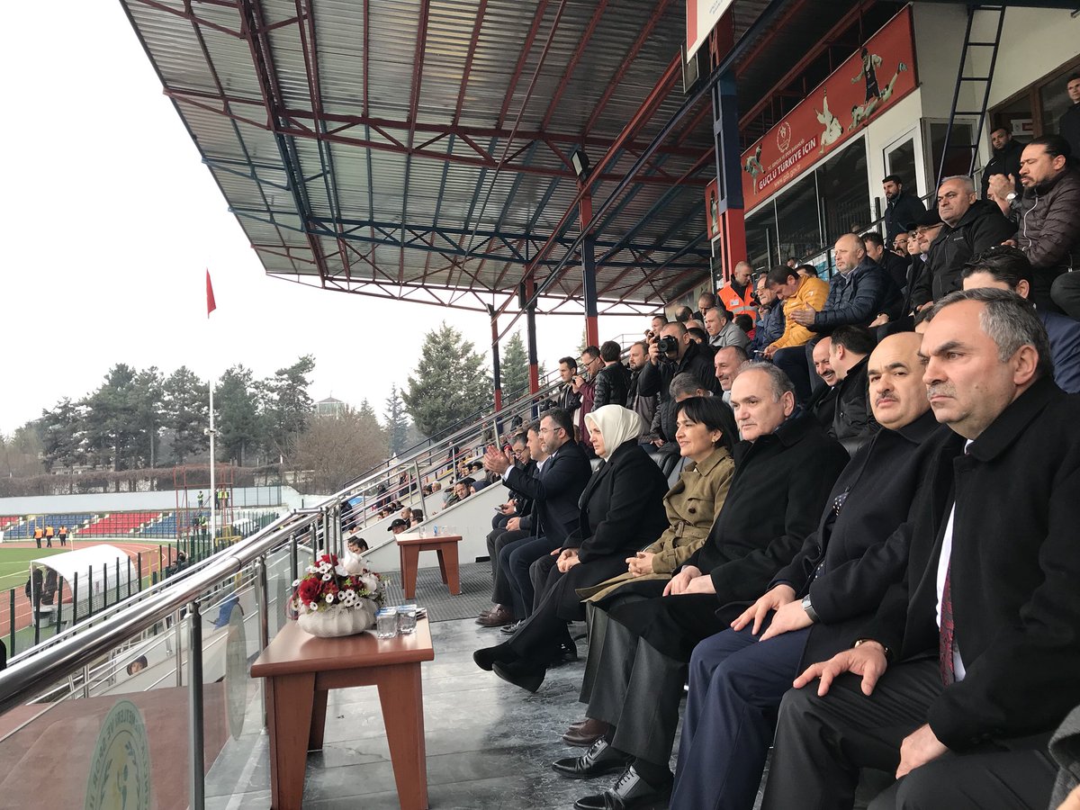  Düzce'lnin Gençleriyle Dilek Fenerlerimizi Uçurduk Gençler EVET Diyor