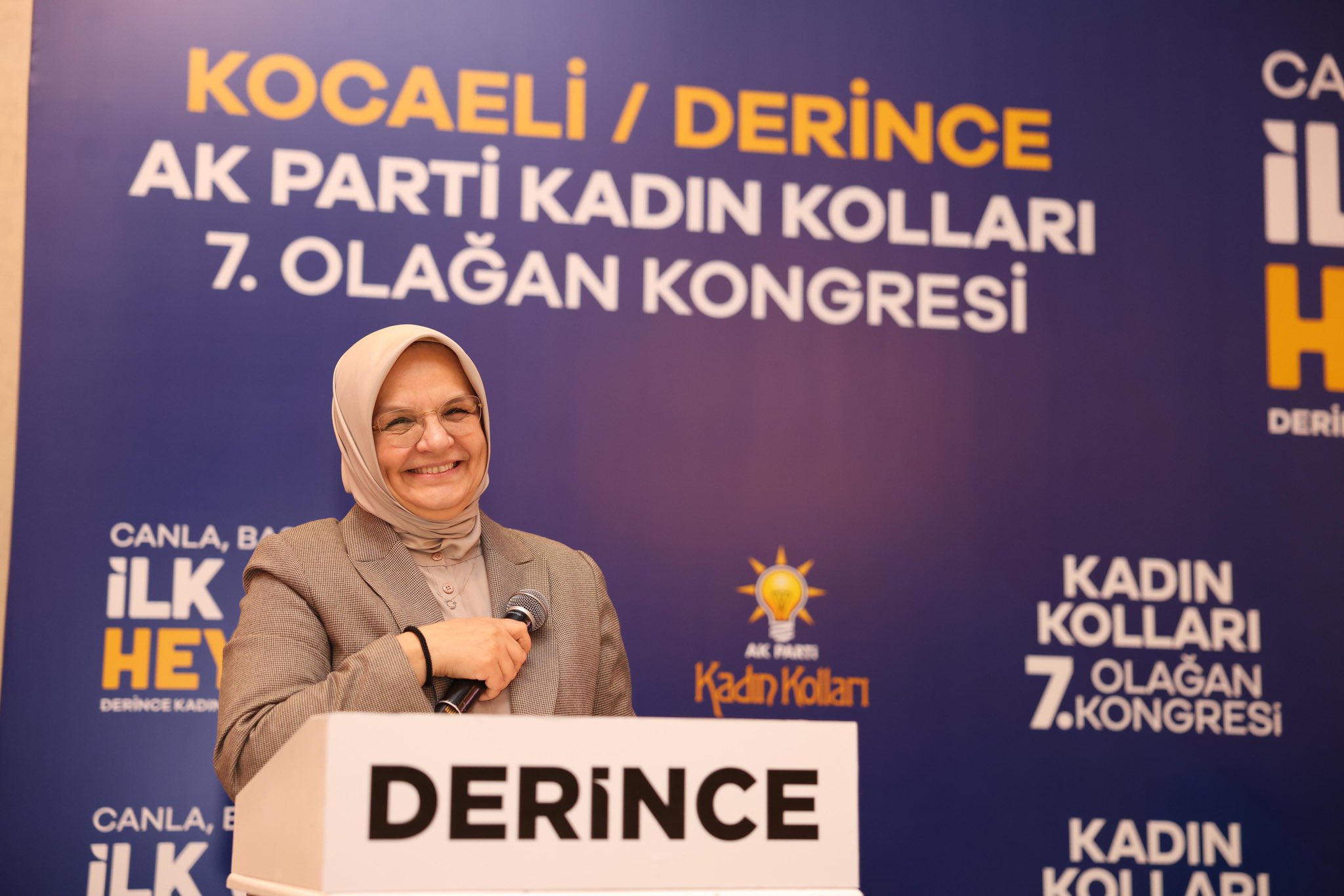 DERİNCE KADIN KOLLARI KONGREMİZ 