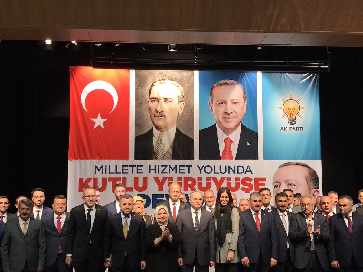 Düzce Merkez Ilçe 6.Olagan Kongremizi gerçeklestirdik. Hakan Baskan ve Yön.Kur.Üyelerini tebrik ediyorum.Hayirli ugurlu olsun.