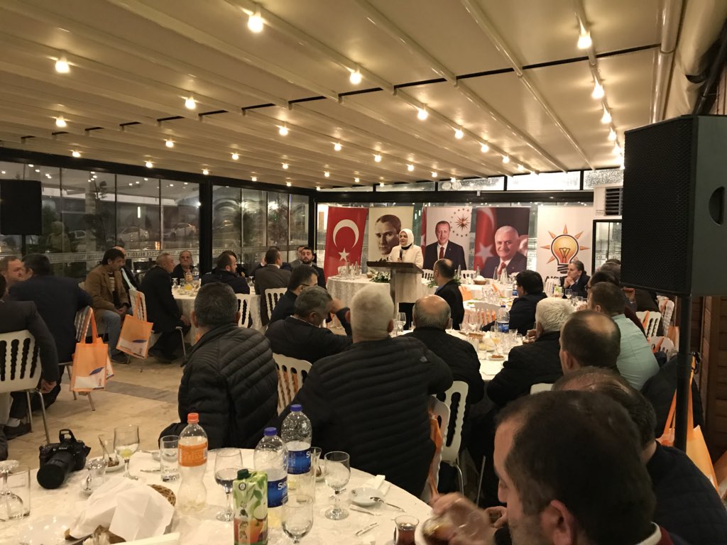 AK Parti Düzce Il Teskilatimizin Mahalle ve Köy temsilcileri ile bir araya geldik... #kutluyürüyüsedevam #AKParti (1)