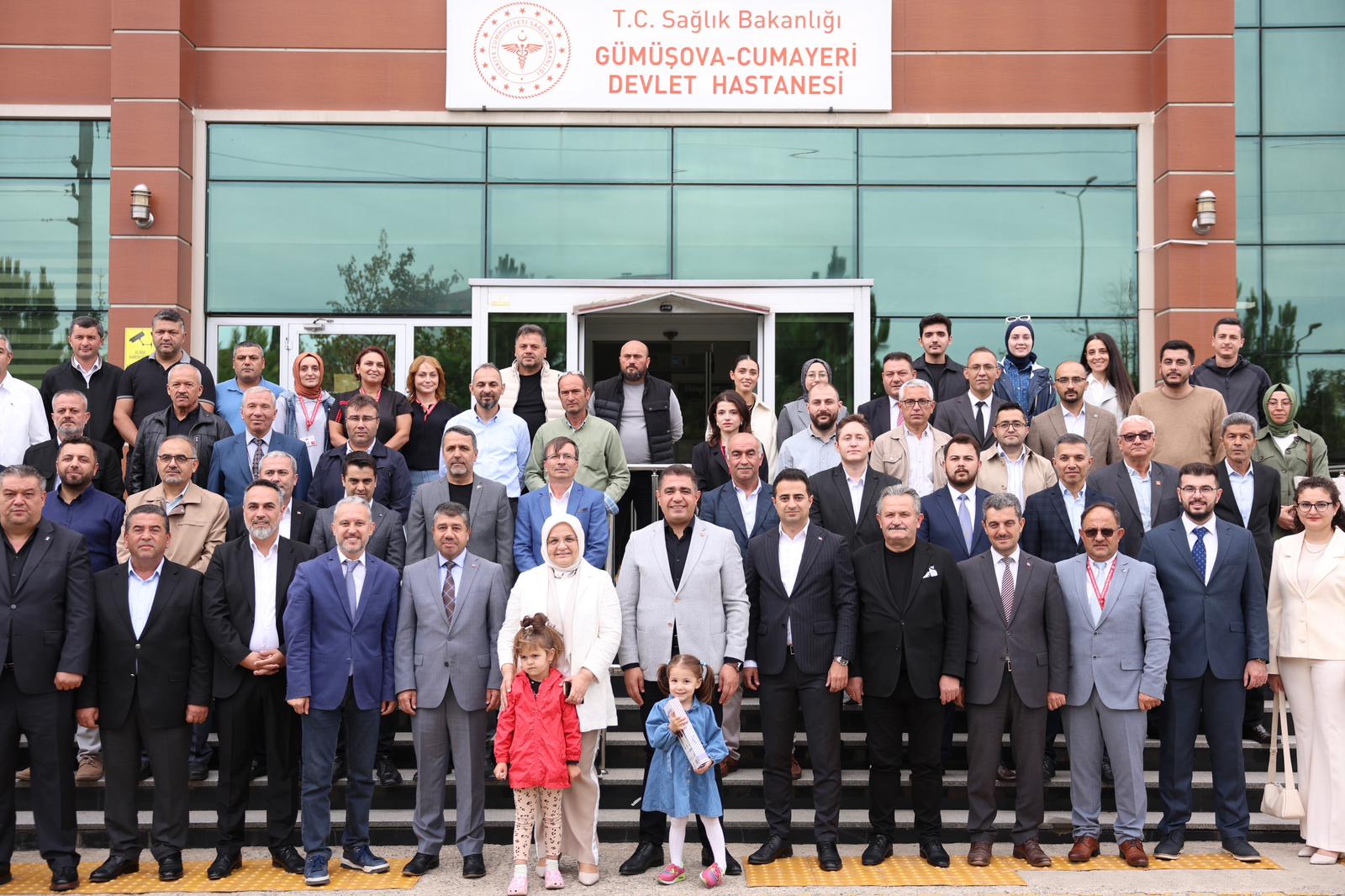 GÜMÜŞOVA'YA DİYALİZ ÜNİTESİ KAZANDIRDIK