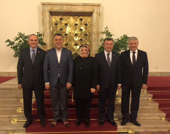 Il Baskanimiz Hikmet Keskin ile Çilimli Belediye Baskanimiz Muhsin Yavuz Ziyaretimize geldiler.