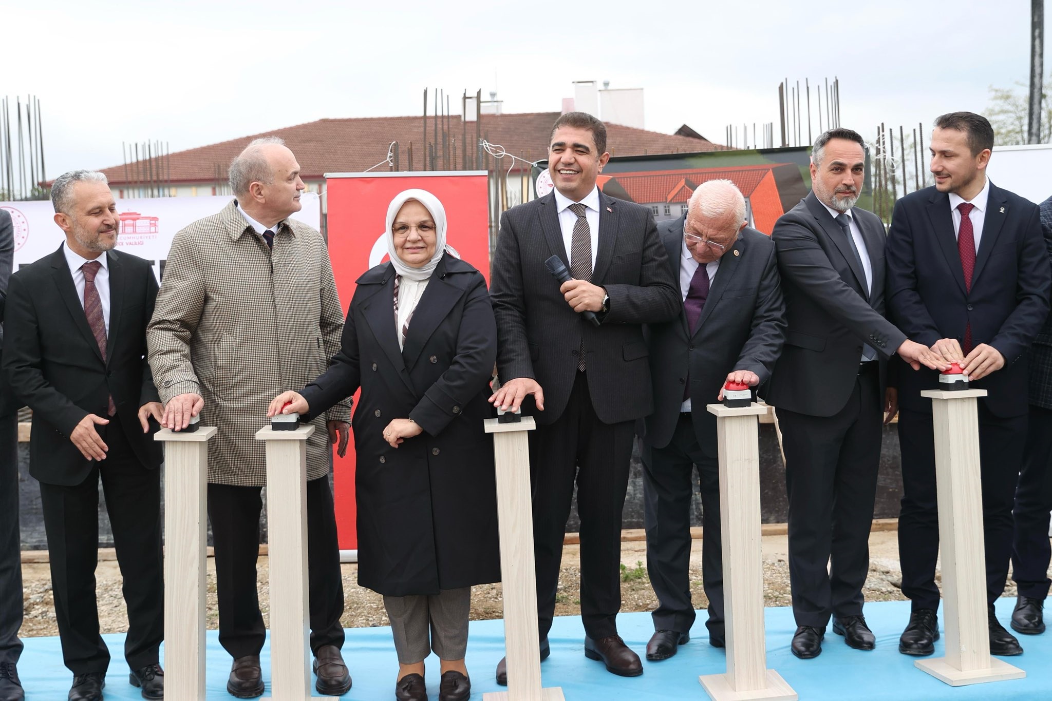 SAĞLIK YATIRIMLARIMIZ DEVAM EDİYOR