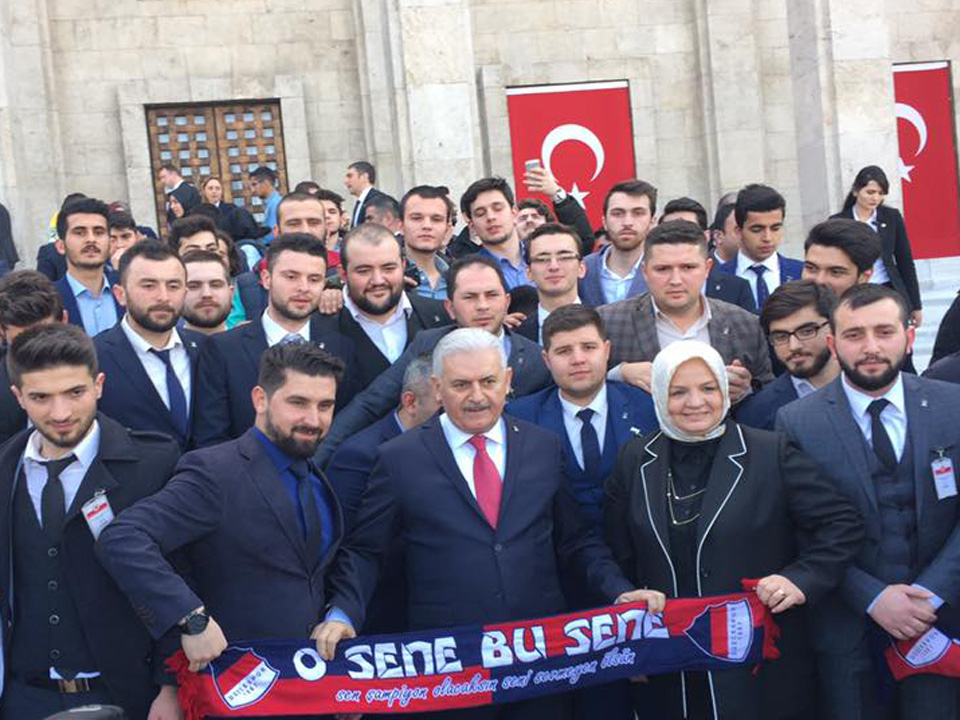 Düzce Ak Gençlik'i TBMM'de misafir ettik