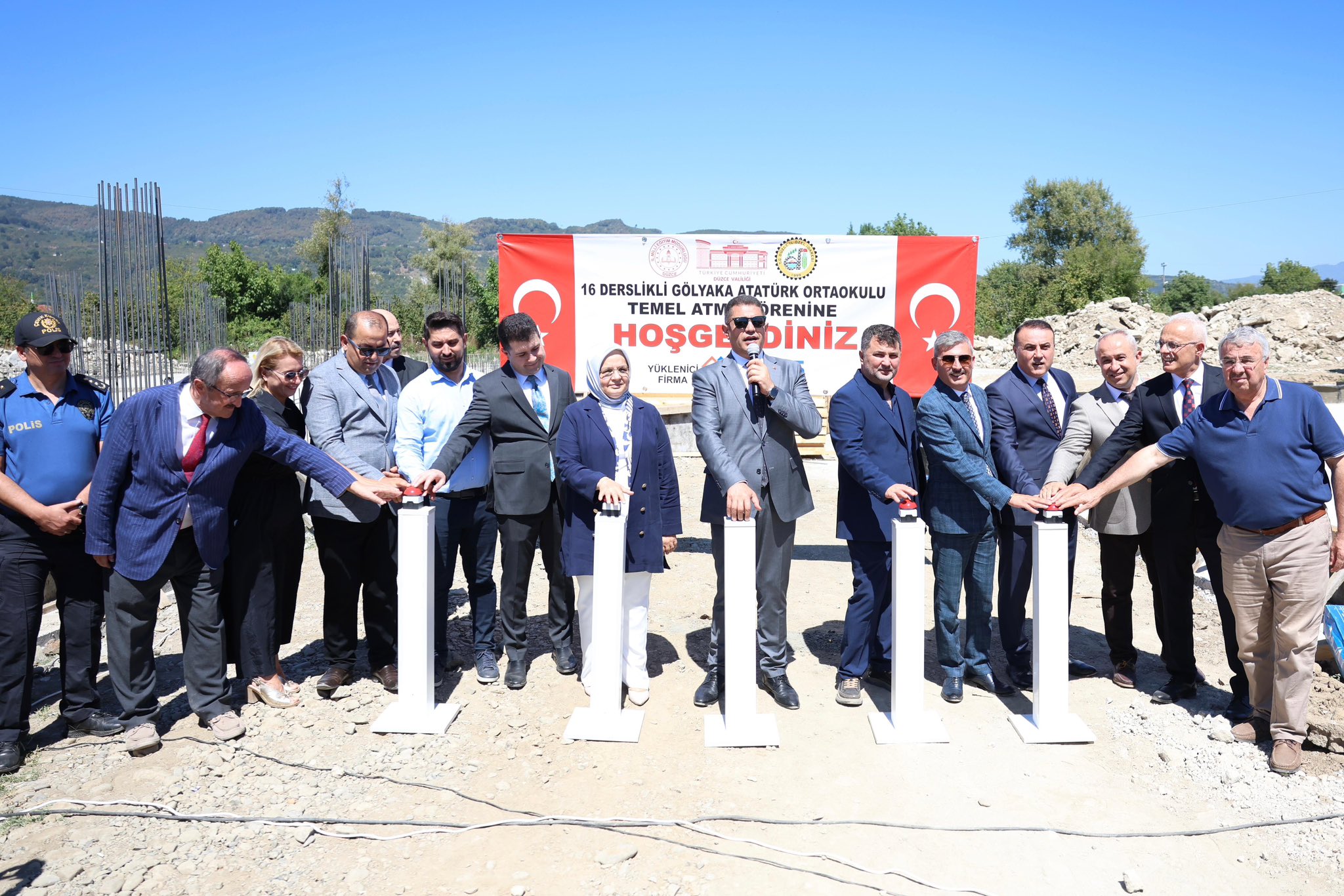 GÖLYAKAMIZA BİR OKUL DAHA