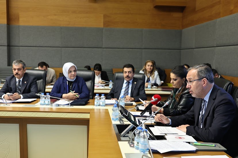 ENGELLİ BİREYLERİN SORUNLARI MASADA