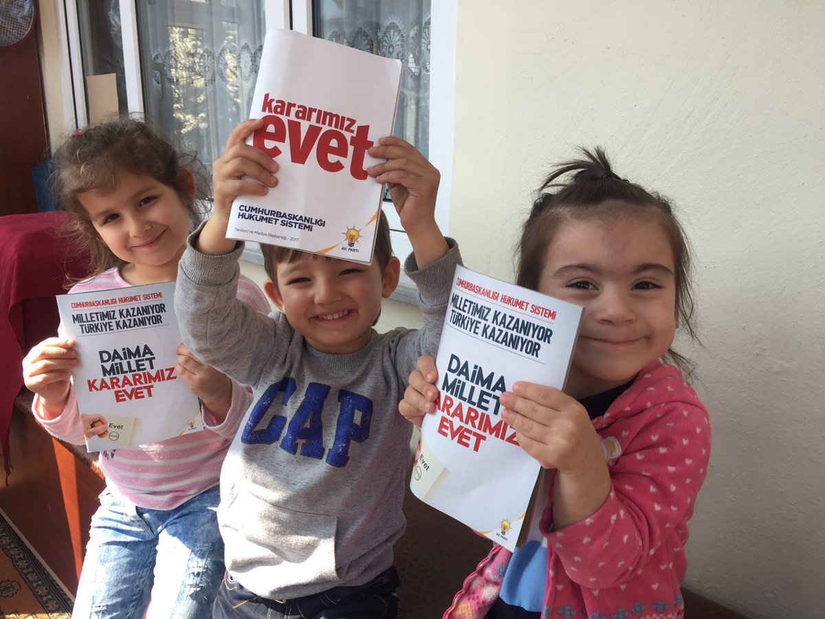 Onlarin Gelecegin Için, Özgür, Refah Içinde Yarinlar Için #Evet