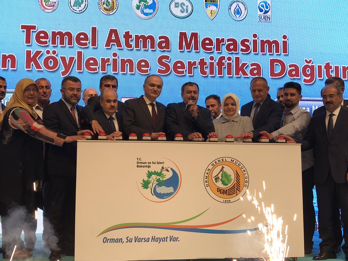 Sayin Prof. Dr. Veysel Eroglu'nun Katilimiyla Gerçeklesen Toplu Temel Atma Merasimi ve Orman Köylerine Sertifika Dagitim Törenindeydik