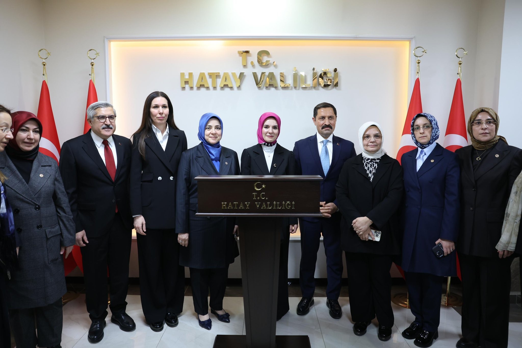 HATAY'DA DEPREMZEDE HEMŞEHRİLERİMİZLEYİZ