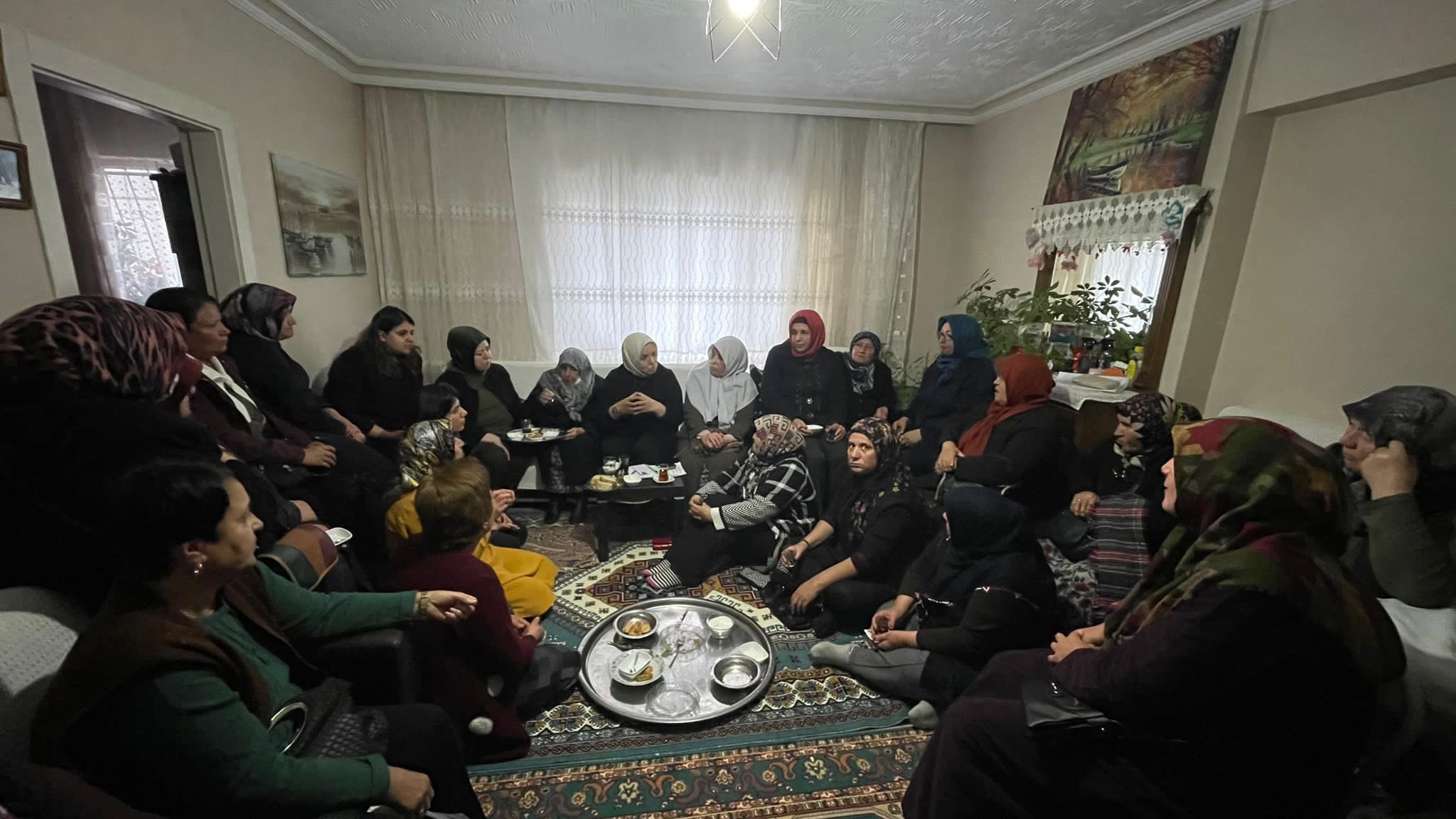 HER MAHALLEDE “1 NOLU SANDIK”TA BULUŞTUK