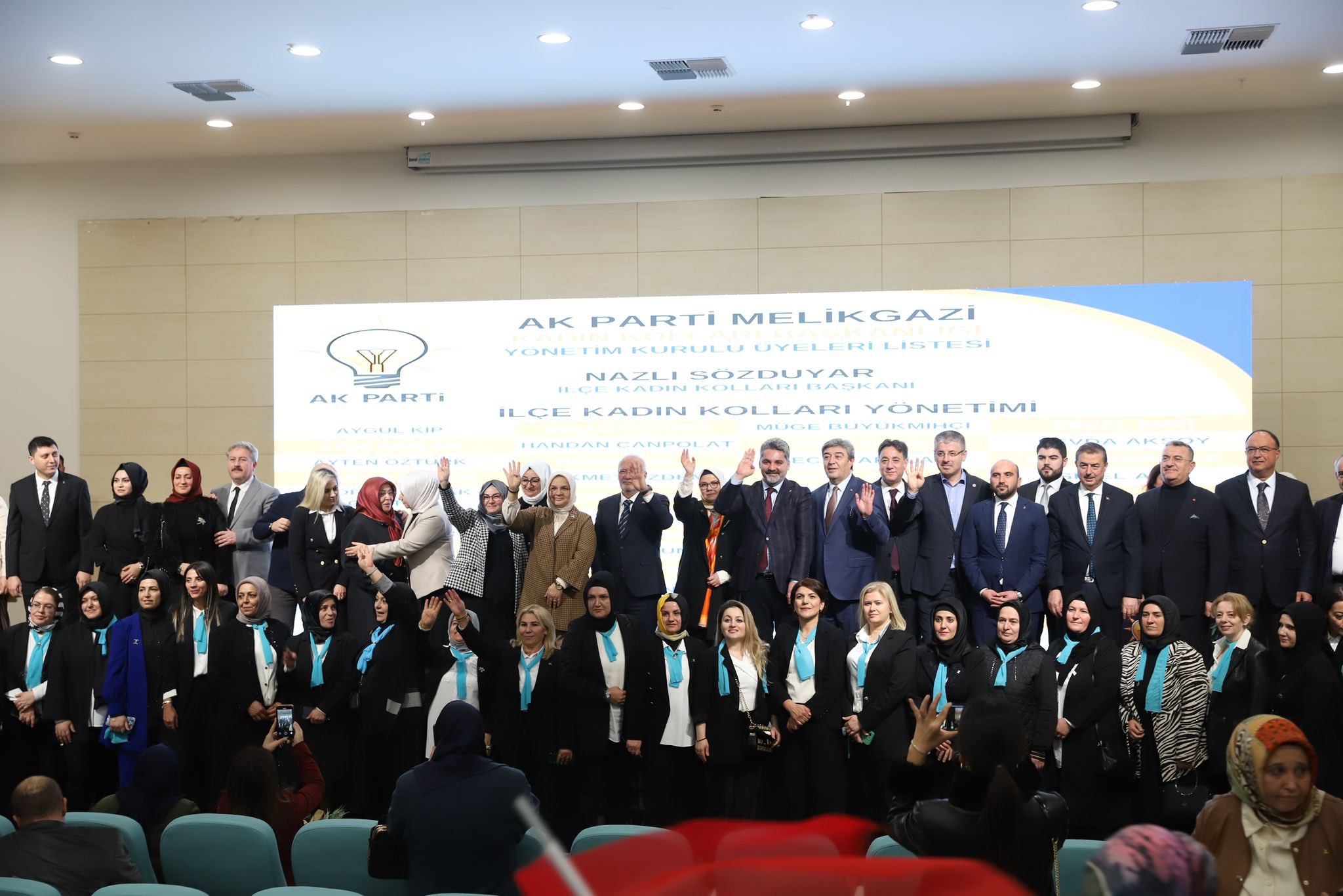MELİKGAZİ İLÇE KADIN KOLLARI KONGREMİZ