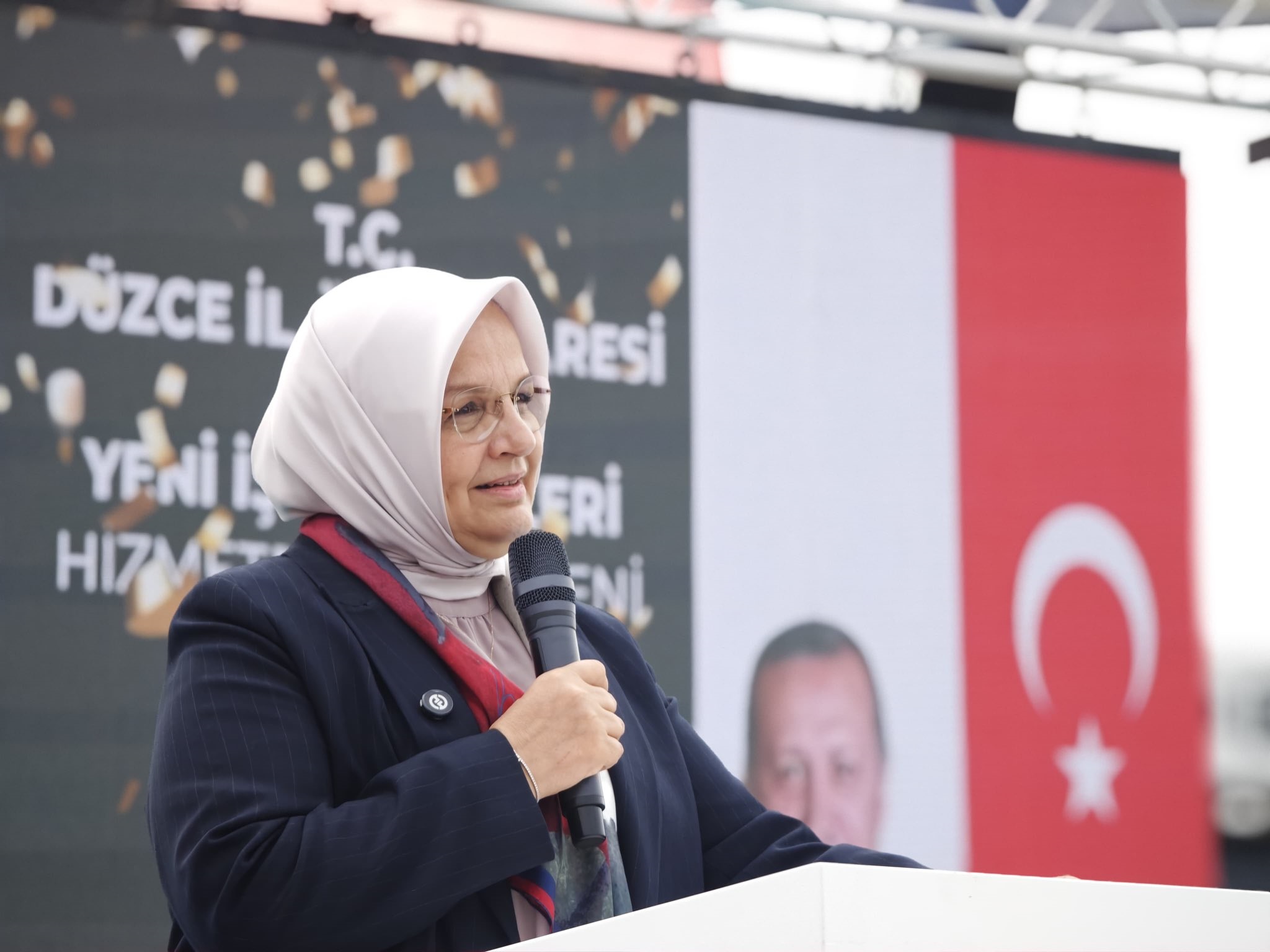 ŞEHRİMİZE 2 YILDA 24 ARAÇ KAZANDIRDIK 